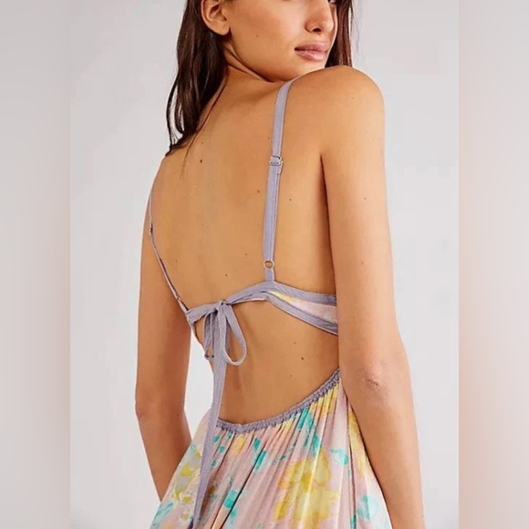 Free People Wisteria Maxi Dress Floral Open Back Keyhole NWT Size M - Picture 5 of 9
